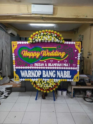 Papan Bunga di Kawasan Scbd
